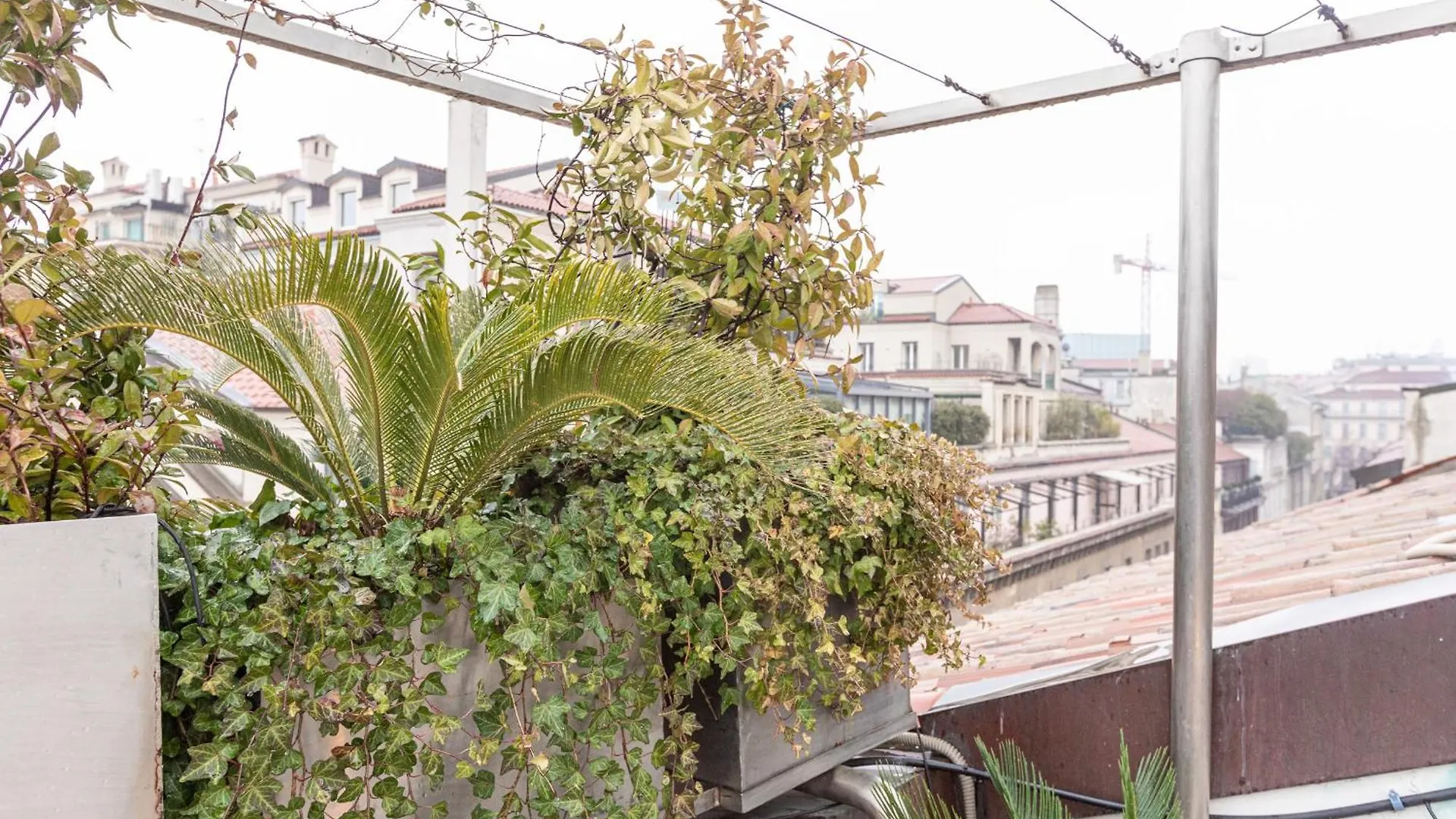 Monte Napoleone Split-Level Terrace Apartment - Top Collection Milano
