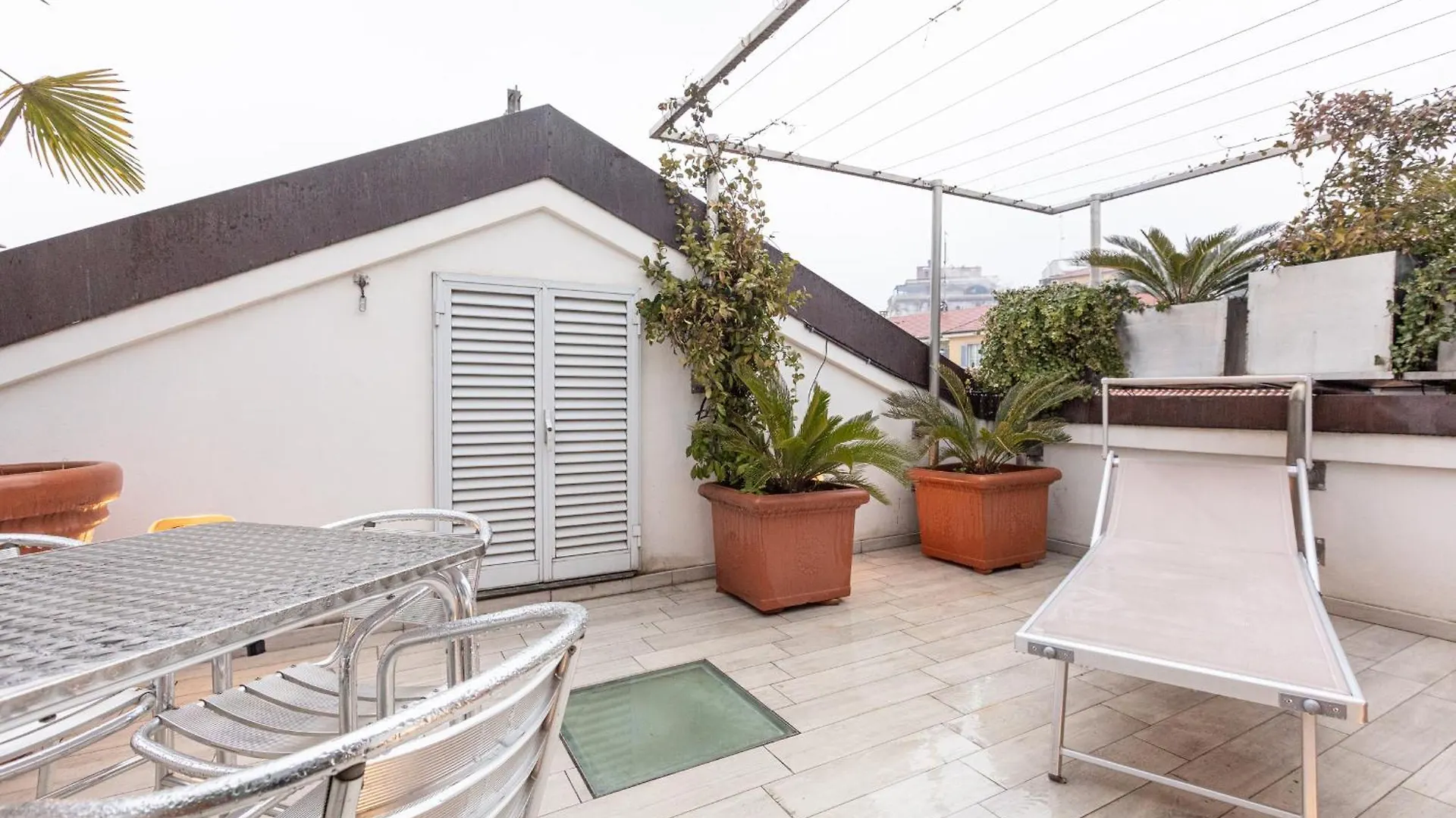 Monte Napoleone Split-Level Terrace Apartment - Top Collection Milano