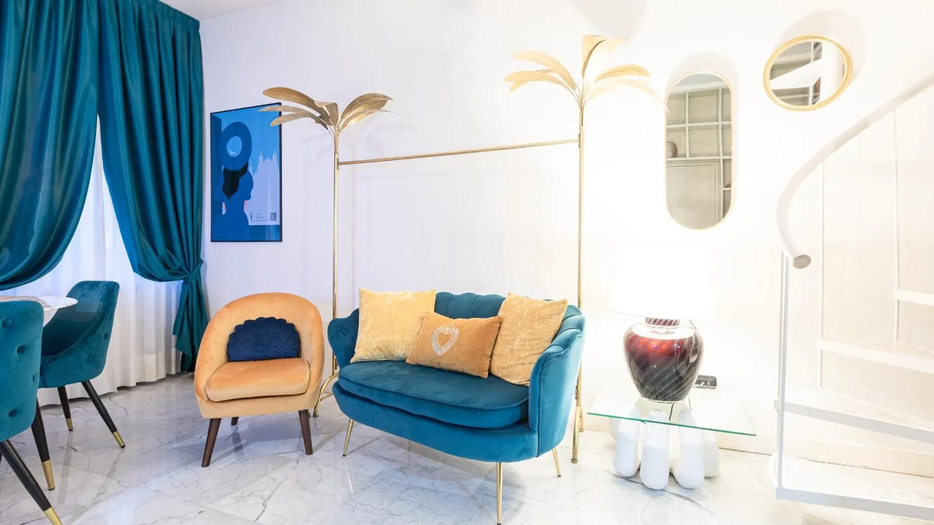 Monte Napoleone Split-Level Terrace Apartment - Top Collection Milan Italy